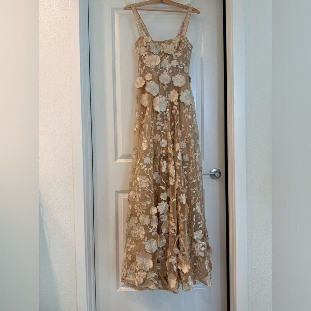 NEW BRONX AND BANCO JASMINE GOLD GOWN w flower appliqués, wedding max dress - Picture 4 of 12